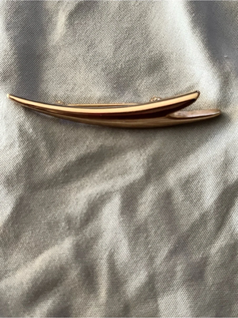 Monet gold brooch - Picture 1 of 3
